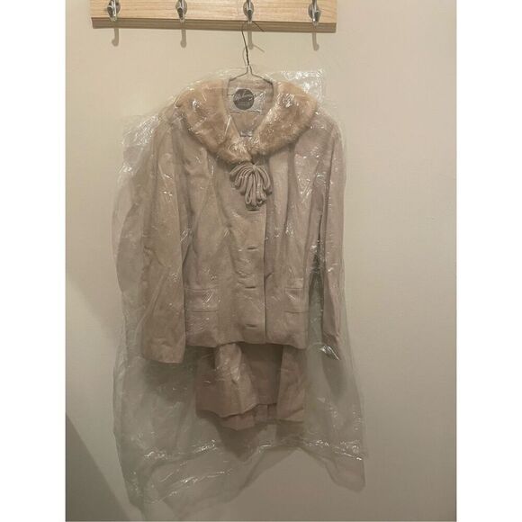 Vintage Mahoney’s beige tan faux fur blazer 2 piece skirt set size medium - Picture 1 of 15